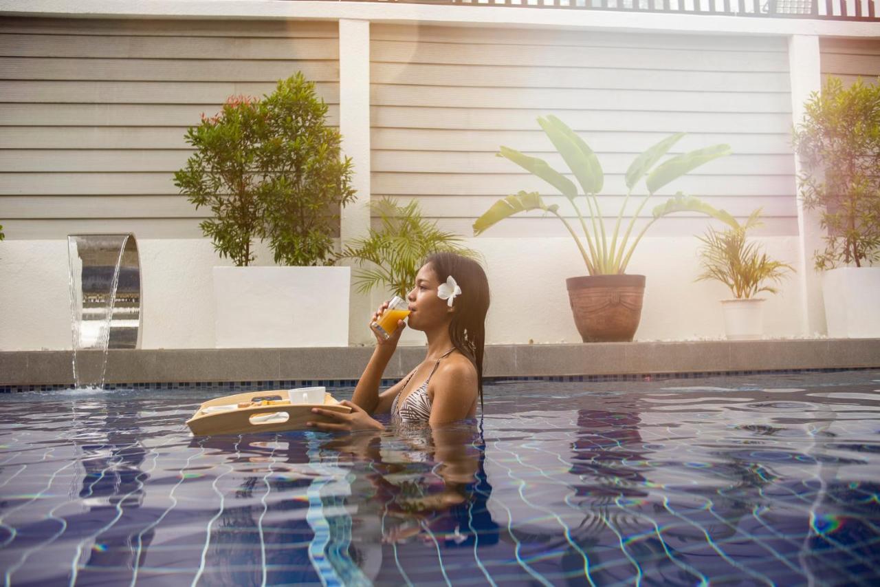 Thistle Inn Panglao Eksteriør bilde
